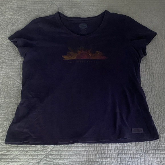 Life Is Good Dark Blue Tee with Sunburst Design - Picture 1 of 2